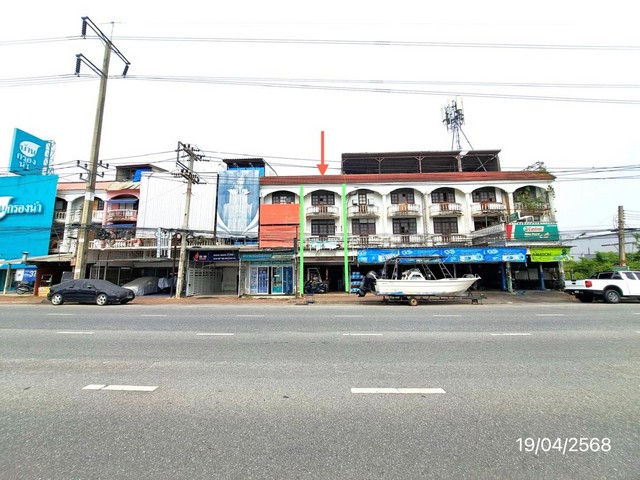 ขายอาคารพาณิชย์ ถ.สุขุมวิท (ทล.3) ต.หนองปรืออ.บางละมุง จ.ชลบุรี