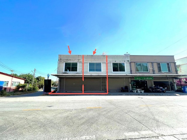 ขายอาคารพาณิชย์ 2 ชั้น ถ.ค่ายลูกเสือ-ห้วยยายพรม ต.สุรศักดิ์ อ.ศรีราชา จ.ชลบุรี