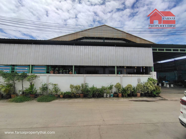 ให้เช่าโรงงาน เนื้อที่  271.7 ตร.ว พื้นที่ใช้สอย 1,084 ตร.ม หม้อแปลงไฟฟ้า 300 KVA  มีใบ ร.ง.4  ถนน ธนสิทธิ์ ซอยรัตนาโชค 