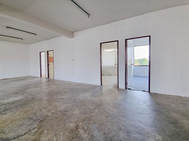 รหัสC6826 ให้เช่าโฮมออฟฟิศ 5ชั้น 2 คูหา ย่านถนนลาดพร้าว ใกล้แยกรัชดา-ลาดพร้าว