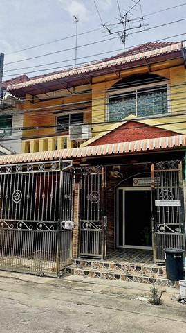  ขายด่วน ทาวน์เฮ้าส์ 2 ชั้น สวยพร้อมอยู่ 18 ตารางวา บ้านวิเศษสุขนคร ประชาอุทิศ 79 แขวงทุ่งครุ เขตทุ่งครุ กรุงเทพมหานคร