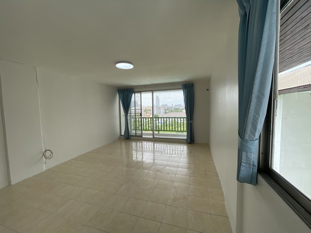 P873 ขาย คอนโด ซิตี้วิลล่า City Villa ตึก F1 ชั้น 9 ซอยลาดพร้าว126 ลาดพร้าว 130  ใกล้ MRT ลาดพร้าว 101 ห้องเปล่าต้องรีโนเวท ห้องมุม