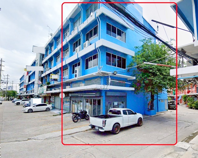 กำลังรีโนเวทให้ใหม่ สโมสรทหารบก 600ม.รัชดา สุทธิสาร BTS สะพานควาย 1.1 กม. 12นอน 12น้ำ อาคาร2คูหา 4.5ชั้น  41ตร.วา. 721ตร.ม. 