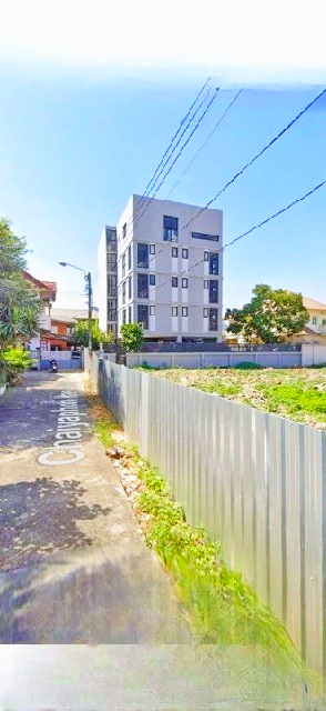 ตรงข้าม รัชดา32 ศาลอาญา  MRTลาดพร้าว 1กม. ยูเนี่ยนมอลล์ 1.3 กม. เซ็นทรัล ลาดพร้าว 1.7กม. ให้เช่าที่ดินเปล่าถมแล้ว  1ไร่  85ตร.วา.