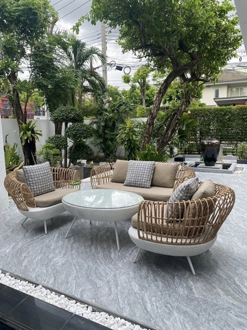 ให้เช่าบ้านเดี่ยว2ชั้น ติดรถไฟฟ้าสถานีหัวหมากเพียง400เมตร   หลังมุม มีสระว่ายน้ำส่วนตัว หมู่บ้านโนเบิล ทารา พัฒนาการ