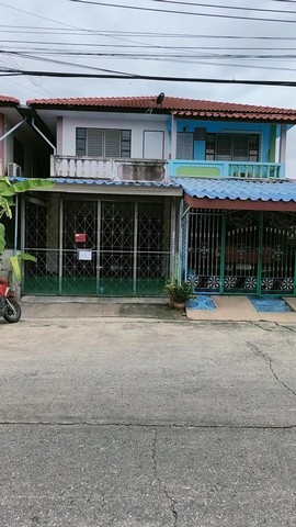 ขายบ้านแฝด2ชั้น​ หมู่บ้านพระปิ่น8​ ต.แพรกษาใหม่​ จ. สมุทร​ปราการ​