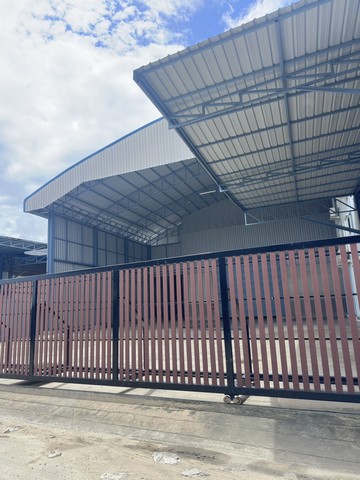 ขาย/ให้เช่าโรงงานพร้อมสำนักงาน ซอย บางพลีใหญ่ มีใบรง.4 ประเภทกิจการผลิตภัณฑ์พลาสติก