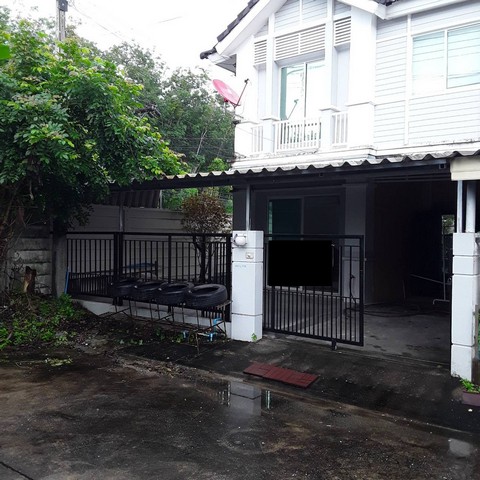 For Rent : Thalang, 2-Story Town House , 3 Bedrooms 2 Bathrooms
