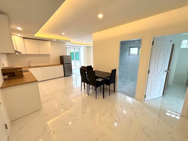 Waterford Park Rama 4 Private comfortable quiet BTS Phra Khanong