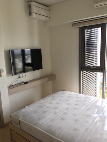 Whizdom Connect Private safe comfortable 12A floor Punnawithi BTS