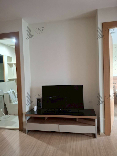 คอนโด ริทึ่ม รัชดา - ห้วยขวาง มีผู้เช่าอยู่ ติดรถไฟฟ้า MRT ห้วยขวาง เดินทางสะดวก ใกล้แหล่งของกินของใช้และแหล่งอำนวยความสะดวก