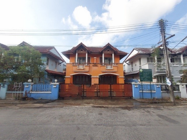 ขายบ้านมือสองหมู่บ้านระยองซิตี้ปาร์ค ถนนสายบางละมุง-ระยอง ต.เชิงเนิน อ.เมือง จ.ระยอง