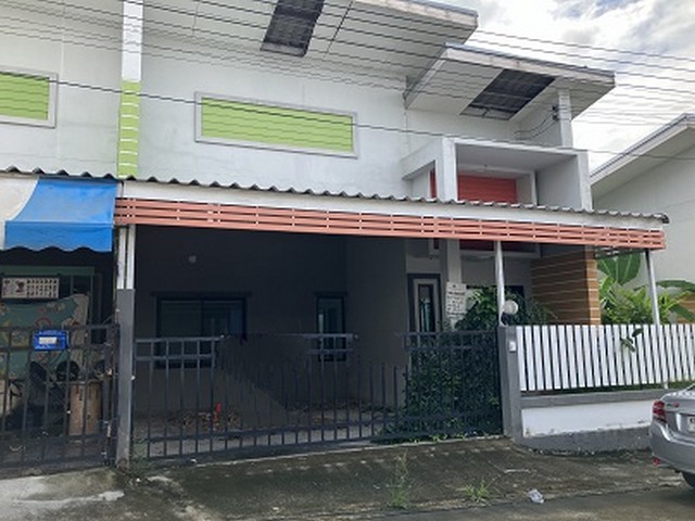 ขายบ้านแฝดมือสองหมู่บ้าน ร่มเย็น 2 ถนนสายปลวกแดง-อีสเทิร์นซีบอร์ด ปลวกแดง ระยอง