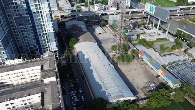 ที่ดินพร้อมสิ่งปลูกสร้าง ติดถนนแจ้งวัฒนะ ใกล้รถไฟฟ้าสายสีชมพู