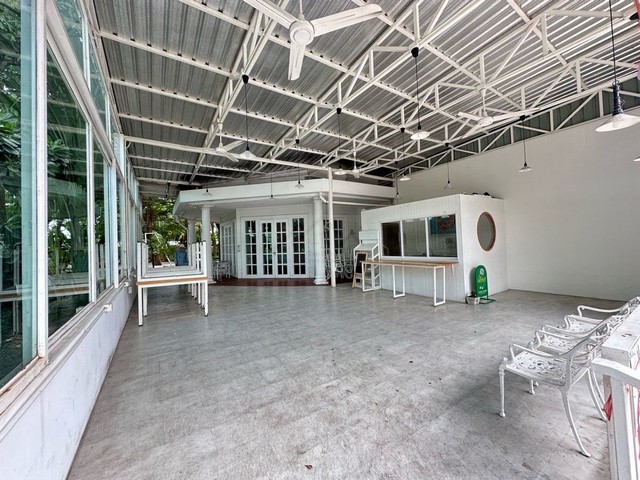 ให้เช่าร้านอาหาร พร้อมครัวขนาดใหญ่ พร้อมใช้งาน ซอยโยธินพัฒนา3 เลียบด่วนรามอินทรา ทำเลดีเหมาะทำธุรกิจ 