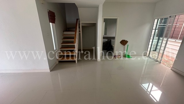 B1 ทาวน์โฮม อารียา เดอะ คัลเลอร์ส วงแหวน - ราชพฤกษ์ หลังริม