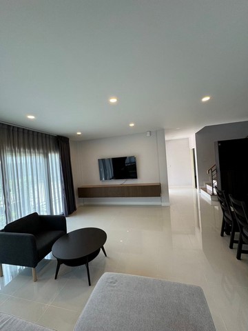 HR2633ให้เช่าบ้านเดี่ยว หลังมุม ตกแต่งใหม่ พร้อมอยู่ โครงการ Centro วิภาวดี ใกล้Harrow International School