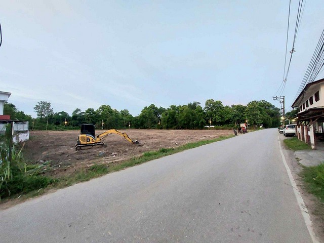 ขายที่ดิน 4ไร่7ตรว. 24.1ลบ. แบ่งขายเริ่ม 200 ตรว. ใกล้กาดฝรั่ง สนามกอล์ฟ กรีนวัลเล่ย์ ต.แม่สา อ.แม่ริม เชียงใหม่