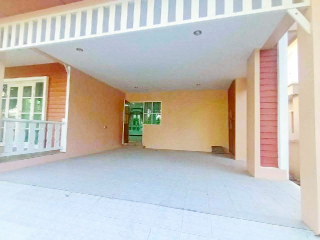 บ้านเดี่ยว 2ชั้น 60ตร.วา.240ตร.ม ประชาอุทิศ98 รพ.บางจาก 2.9กม..รร.นานาชาติสารสาสน์วิเทศศึกษา 900ม. 4 นอน 2 น้ำ  ตลาดประชาอุทิศ90 700ม.