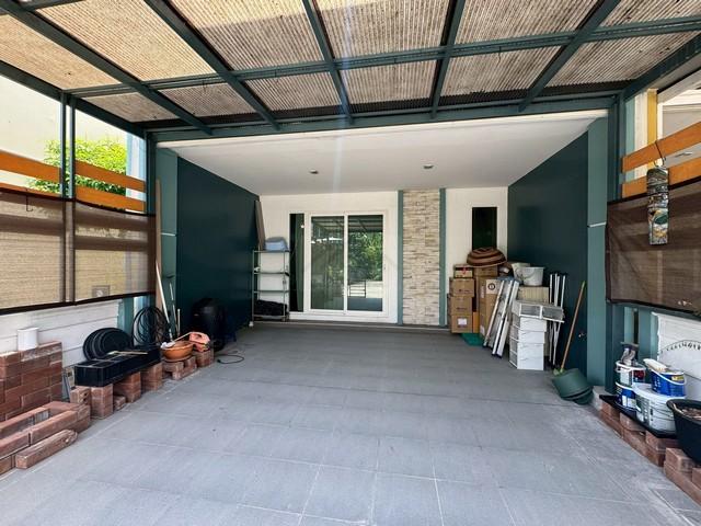 ขายทาวน์โฮม 2 ชั้น 21.10 ตรม. Golden Town วัชรพล - สุขาภิบาล 5 ใกล้ทางด่วนสุขาภิบาล 5