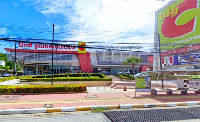 ให้เช่าอาคาร 2 ชั้นหัวมุม 3 คูหาตีทะลุ  เซ็นทรัล นครสวรรค์ 1.29 กม. โชว์รูม ริมแม่น้ำ บิ๊กซี นครสวรรค์ 600ม. 4นอน ถนนใหญ่