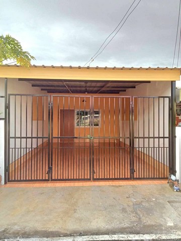 ขายบ้านอ่างศิลาเมืองชลบุรีการเคหะซอย 8 เนื้อที่21ตารางวา 2ห้องนอน1ห้องน้ำ