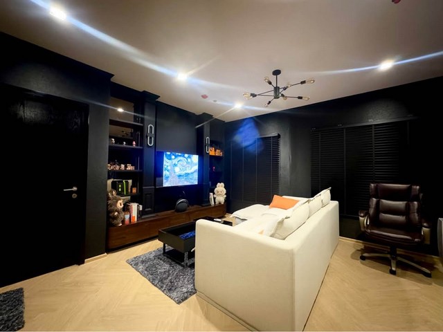 เช่า RR162 Na Reva Charoennakhon ห้องสวย เฟอร์นิเจอร์ครบครัน