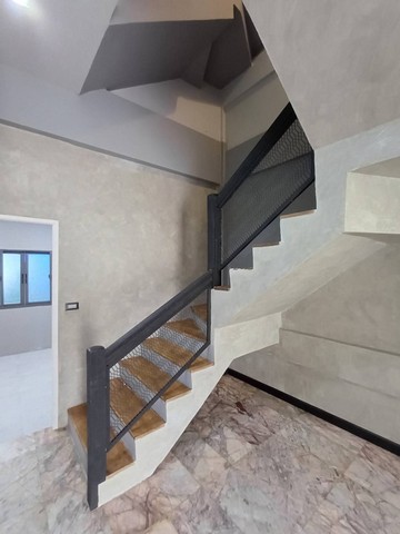 ให้เช่าทาวน์โฮม3ชั้น4นอนย่านลาดพร้าวบางกะปิรามคำแหงลาดพร้าว124ใกล้MRTมหาดไทย ท่าเรือมหาดไทย