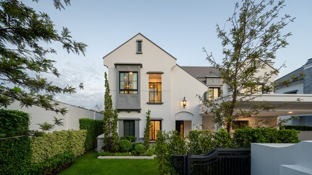 ขาย/ให้เช่า บ้านเดี่ยวหลังมุม โครงการ นันทวัน พระราม 9 – กรุงเทพกรีฑาตัดใหม่  เนื้อที่ 106.5 ตรว พื้นที่ใช้สอย 302 ตรม 