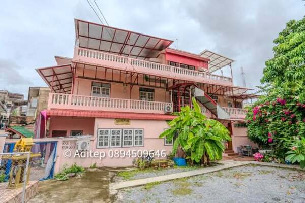  ขายด่วน! บ้านเดี่ยว 154 ตรว. พร้อมกิจการโฮมสเตย์มีใบอนุญาต สร้างรายได้ทันที! เดินถึง MRT สิรินธร 500 ม. ใกล้สะพานซังฮี้ 
