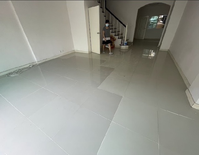 BH3648 ให้เช่า ทาวน์โฮม 3 ชั้น หมู่บ้านสราญพฤกษ์ ลาดพร้าว 130 – รามคำแหง 81 ใกล้ ARL หัวหมาก ขนาด 23 ตร.ว. | พื้นที่ใช้สอย 210 ตร.ม.