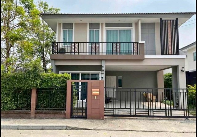 LV53196 ให้เช่า บ้านเดี่ยว หมู่บ้านภัสสร เพรสทีจ จตุโชติ วัชรพล ใกล้ทางด่วนสุขาภิบาล 5 ทางด่วนจตุโชติ และเส้นวงแหวน เดินทางสะดวก