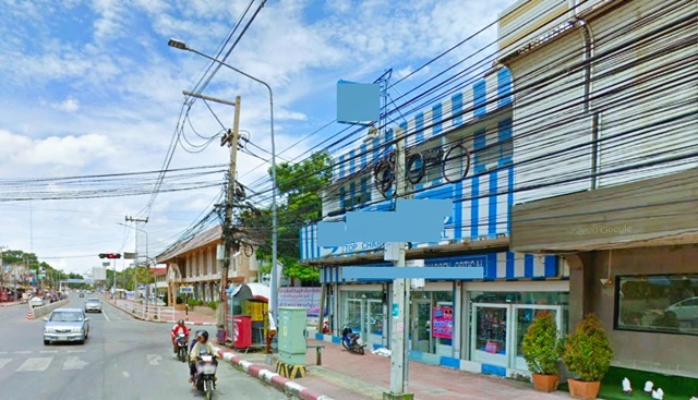 เซ็นทรัล นครสวรรค์ 1.29 กม.บิ๊กซี นครสวรรค์ 600ม.ให้เช่าอาคาร 2 ชั้นหัวมุม 3 คูหาตีทะลุ รีโนเวทใหม่ทั้งหลัง 4นอน ถนนใหญ่ โชว์รูม ริมแม่น้ำ