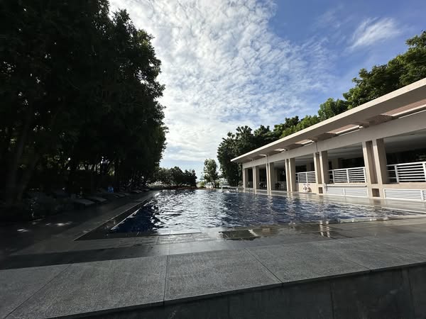 ขายคอนโดWaterMark Chaophaya River Condominium ขนาด 145.94 ตรม. 3ห้องนอน 3ห้องน้ำ  1ห้องแม่บ้าน(พร้อมห้องน้ำของแม่บ้าน) 1 ที่จอดรถประจำ