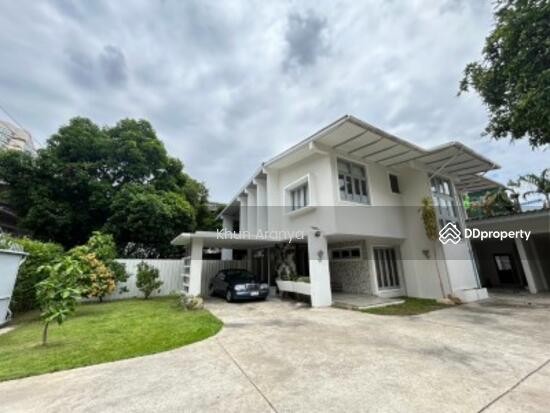 ให้เช่าบ้านเดี่ยวถนนราชวิถี ตกแต่งสวยแอร์เฟอร์นิเจอร์ครบมี3นอน3น้ำ3ห้องแม่บ้านพร้อมห้องน้ำจอดรถได้10คัน ราคาเช่าเดือนละ100,000บาท