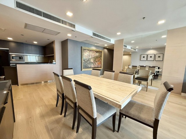 ขายหรือให้เช่า คอนโด 2 ห้องนอน เออร์บานา สาทร Urbana Sathorn 140 ตร.ม. ชั้น 21 ใจกลางสาทร ใกล้ BTS ช่องนนทรี