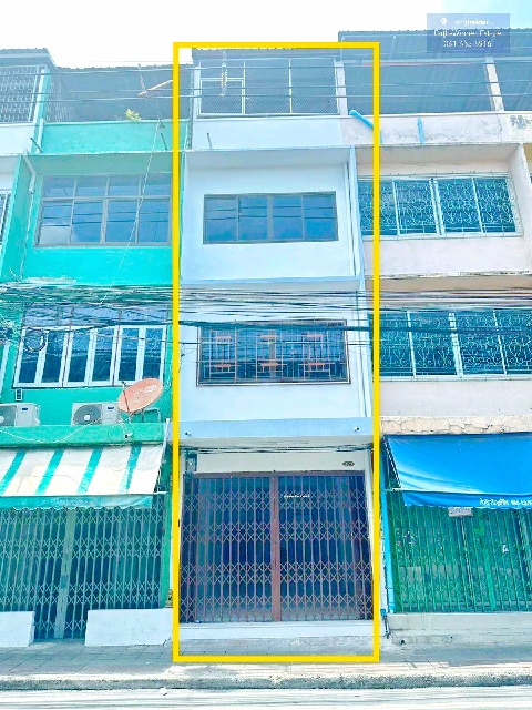 อาคารพาณิชย์ 3.5 ชั้นฺ BTS สุรศักดิ์ 1.8กม.รร.นานาชาติเรนทรี 2.8 กม.มีดาดฟ้า 4 นอน ซ.จันทร์ 41-45 2 น้ำ 19ตร.วา.