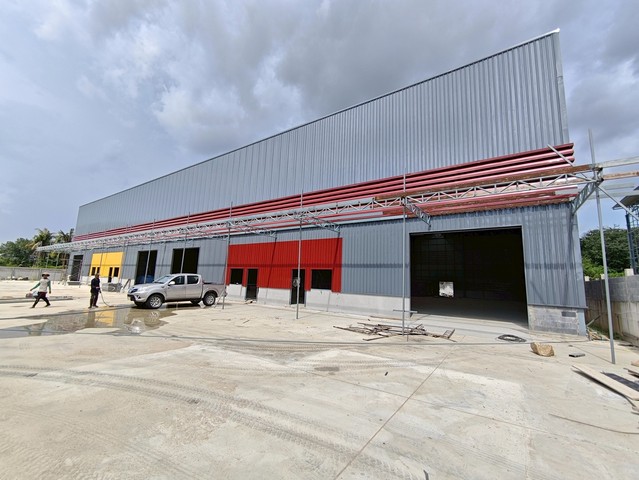 ให้เช่าโกดังพร้อมออฟฟิศ  พัทยา - หนองปลาไหล มีหลายขนาด  เหมาะสำหรับ โลจิสติกส์  อีคอมเมิร์ซ  โรงงานขนาดเล็ก
