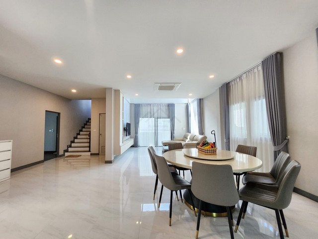 เช่า คอนโด พรหมพิมาน ลาดพร้าว 101 บางกะปิ พร้อมอยู่