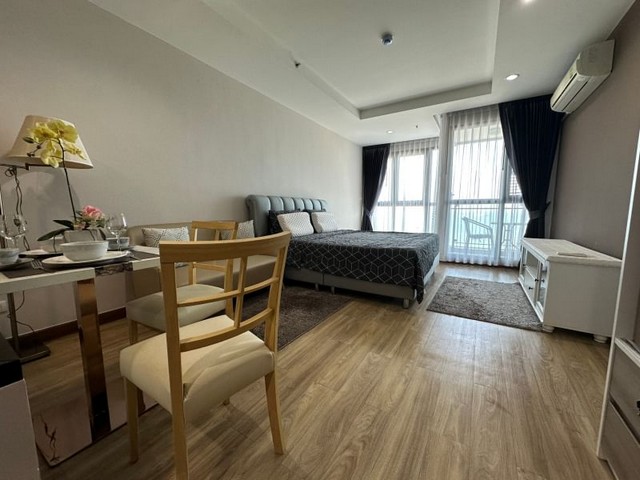 ให้เช่าคอนโด ลัดดาพลัส ใจกลางเมืองศรีราชา ทำเลดี ใกล้ห้างโรบินสัน FP-C0890 