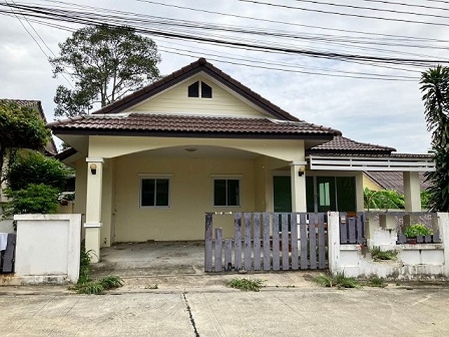 ขายบ้านหมู่บ้านปรีดาแกรนด์ ถนนสาย 11  ตำบลมะขามคู่ อำเภอนิคมพัฒนา จังหวัดระยอง