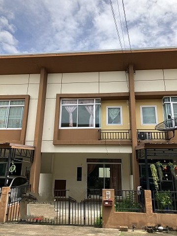 ขายบ้านหมู่บ้านร่มไม้ 2 ซอยห้วยปราบ-เทิดพระเกียรติ 2 ถนนปลวกแดง-ห้วยปราบ(รย.3013) ตำบลบ่อวิน อำเภอศรีราชา จังหวัดชลบุรี