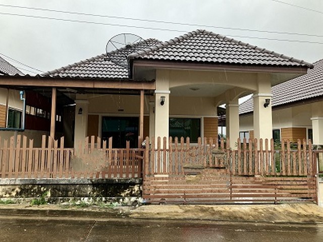 ขายบ้านแฝดหมู่บ้าน เอ็กเซล 3 ถนนวังตาผิน-นากาตัน ตำบลปลวกแดง อำเภอปลวกแดง จังหวัดระยอง