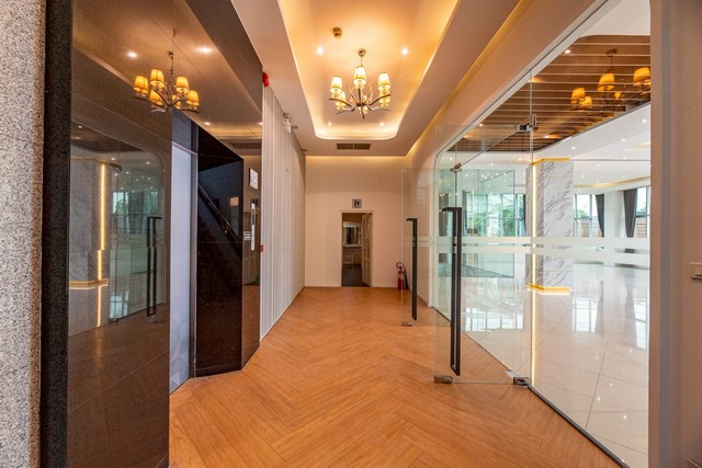 HR2665ให้เช่าอาคาร 5 ชั้น พื้นที่ 1,500 ตรม. ย่านทาวน์อินทาวน์ ใกล้เลียบด่วนรามอินทรา เดินทางสะดวก