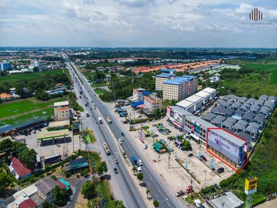 คุณกำลังมองหาอาคารพาณิชย์ตึกแถวติดถนนอยู่ใช่มั้ย ตึกแถว 7 คูหาขายถูก พื้นที่ 114.7 ตร.วา ใช้สอย 1,500+ ติดถนนใหญ่โรจนะอยุธยาบางปะอิน !!  