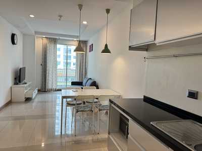 ให้เช่า คอนโดSupalai Wellington 1 ถนนเทียมร่วมมิตร แขวงห้วยขวาง  47 ตร.ม. 1 นอน พร้อมอยู่ วิวสระ