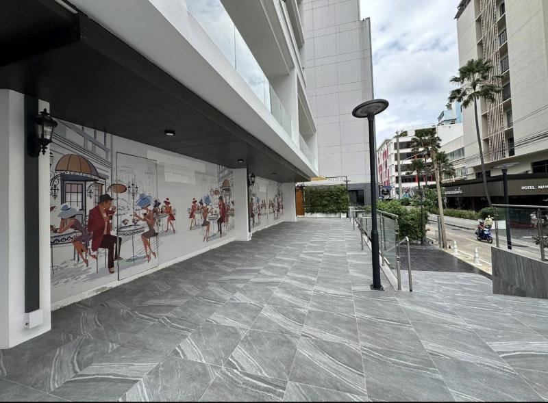  Shop available for rent  282 Sq.m. Avenue Sukhumvit 15 