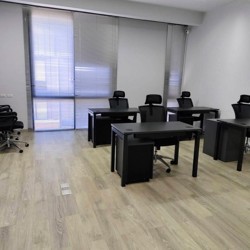 โฮมออฟฟิศ 5 ชั้น สไตล์ Modern Luxury Loft พร้อมลิฟต์ส่วนตัวThe Pride Sukhumvit 77