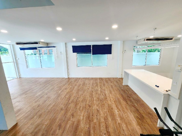 ม.ธุรกิจบัณฑิตย์ 1.9กม.5แอร์ BTS ม.เกษตรศาสตร์ 2กม.ให้เช่าบ้านเดี่ยว 2 ชั้น 50 ตร.วา.200 ตร.ม  3 นอน  เดอะมอลล์ งามวงศ์วาน 1.1 กม. ลาดพร้าว