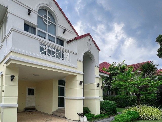 HR2667ขายและให้เช่าบ้านเดี่ยวหมู่บ้านบารเมษฐ์ เฉลิมพระเกียรติ 62  เดินทางสะดวก ทำเลดีใกล้สวนหลวง ร.9